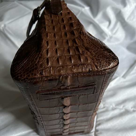 Handmade Leather Alligator Hand Bags - Picture 4 of 16